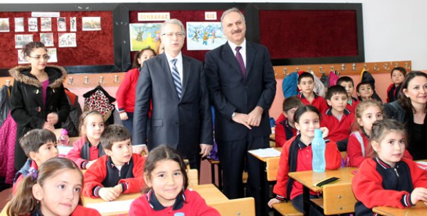 Öğrenciler İşitme Testinden Geçti