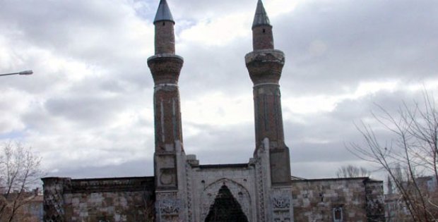 Gök Medrese´nin Projesi Şaşırttı