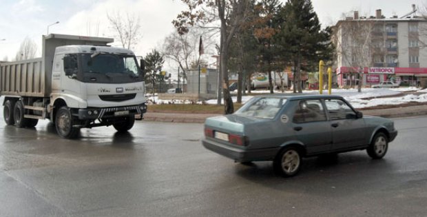 Yaya ve Sürücülerin Trafikle İmtihanı