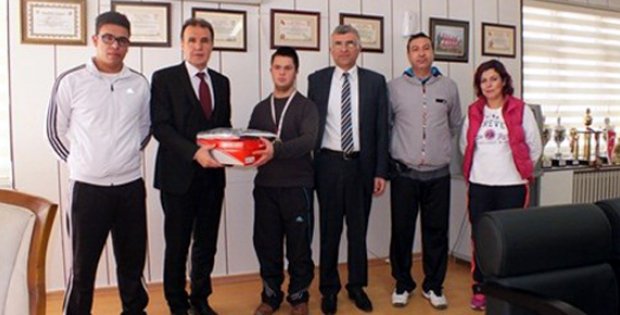 Özel Sporculardan Kılıç´a Ziyaret