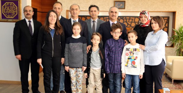 Varyant Satranç´tan Başkan Aydın´a Ziyaret