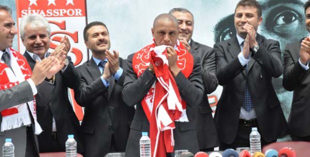 CARLOS´U BAĞRIMIZA BASTIK