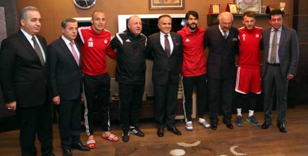 Bir 100 Bin Lira Daha