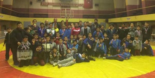 Güreş Müsabakaları Sona Erdi