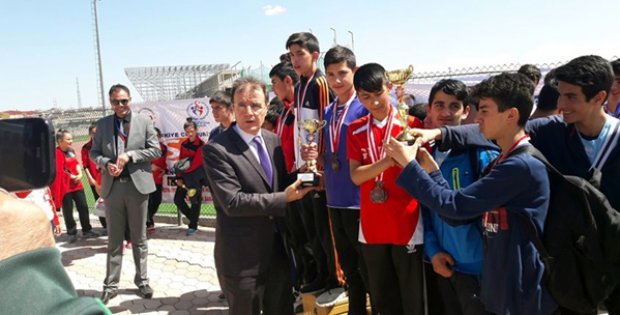 Yıldızlar Puanlı Atletizm Müsabakaları Sona Erdi