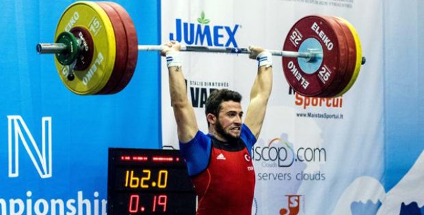 Sivaslı Okyay, Avrupa 7.´Si Oldu