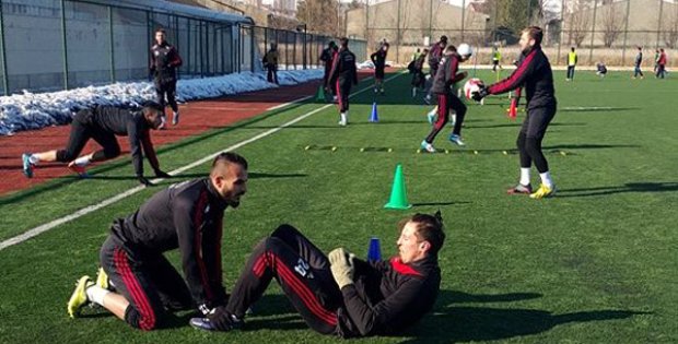 Yıldızeli Birlikspor, Azatlıspor Maçına Hazırlanıyor