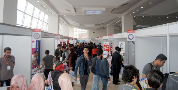 Üniversite Adayları, Üniversiteleri Tanıyor  