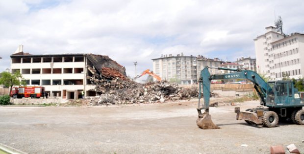 Kepenek Meydanında Engel Kalmadı