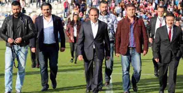 Başkan Helallik İstedi
