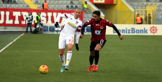 Bu Maça Kalp Dayanmaz
