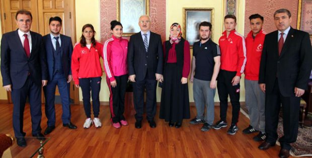 Sporculardan Ziyaretler