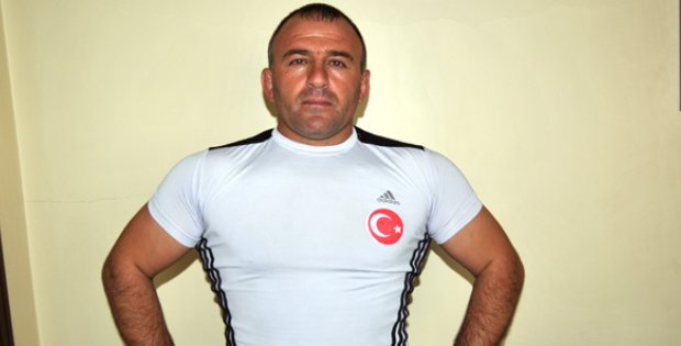Şampiyon Güreşçi Çalışmalara Başladı