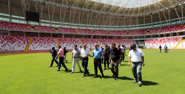 Stadyumda Belediye Üzerine Düşeni Yaptı