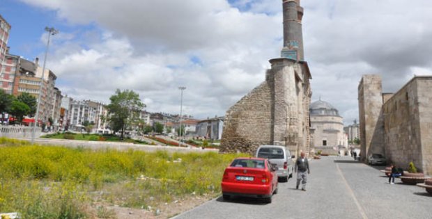 ASLINA UYGUN OLARAK DÜZENLENECEK