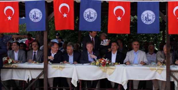 Ömrü Ramazan Olanın Akıbeti Bayram Olur