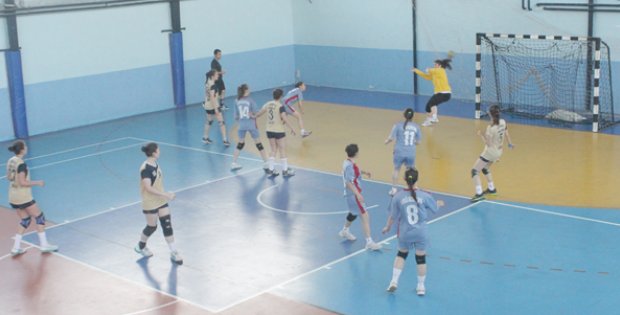 Belediye farklı başladı