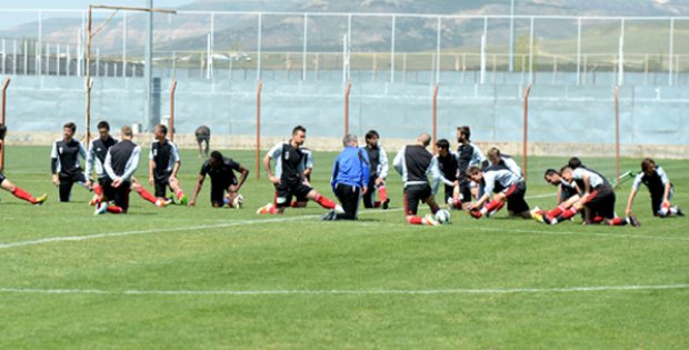Kamp programı belli oldu