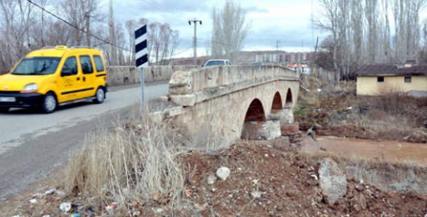 Fadlum Köprüsü Restore Edilecek