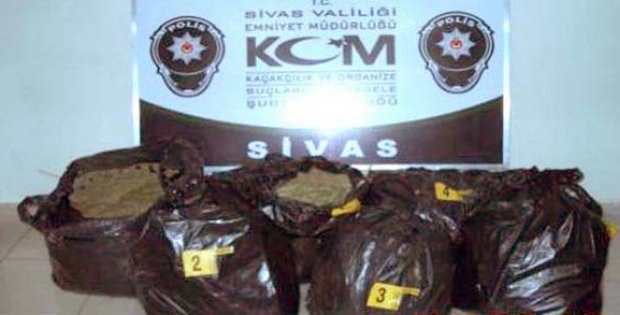 Uyuşturucuya darbe