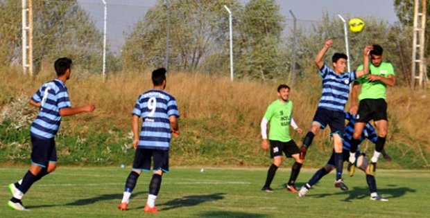 Sivas Demirspor: 3 Turhalspor: 2