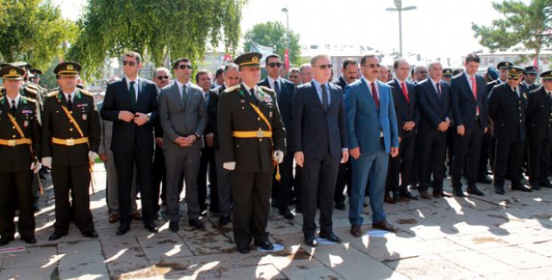 Zafer Bayramımız Kutlu Olsun