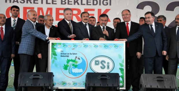 Sivas Yıllardır Hizmet Bekledi