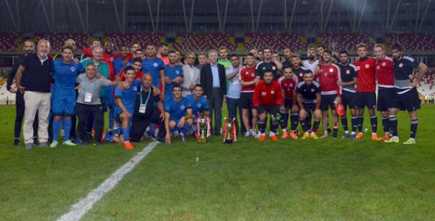 Kupada Boyun Eğdik