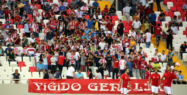 Sivas  Denizli Maçını İzlemek 10 Lira