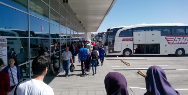 Otogarda Büyük Hareketlilik