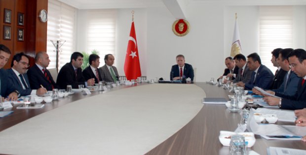 Tüm Projeler Masaya Yatırıldı