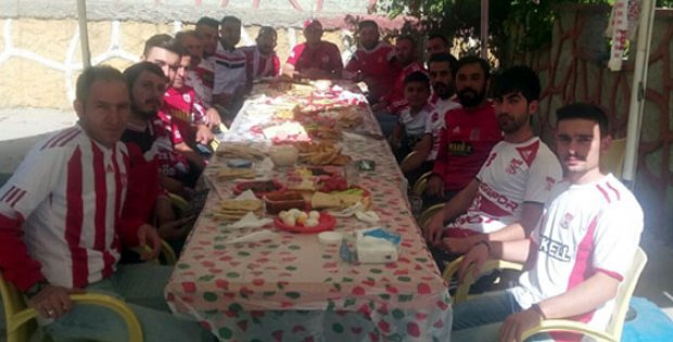 Çılgınlar 58 Kahvaltıda Buluştu