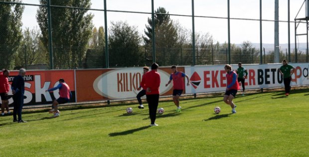 Belediyespor, Buca´ya Bileniyor
