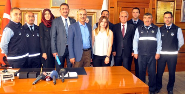 Başkan Aydın, Zabıtayı Ödüllendirdi