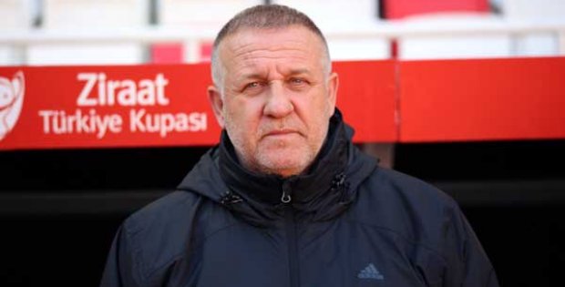 Bakkal: Gruplara Kaldık, Mutluyuz
