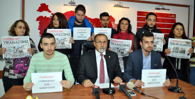CHP´den Cumhuriyet Gazetesi´ne Destek