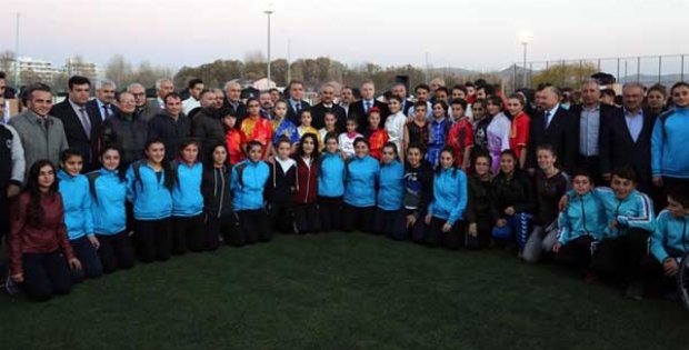 Amatör Kulüplere Malzeme Yardımı 