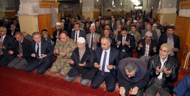 Şehit Kaymakam İçin Mevlit Okutuldu
