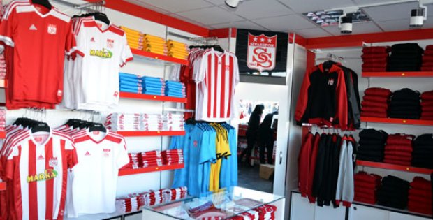 Store, Bugün Açılacak