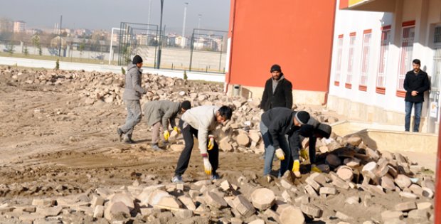 Okullar Bölgesi´nde Hummalı Çalışma