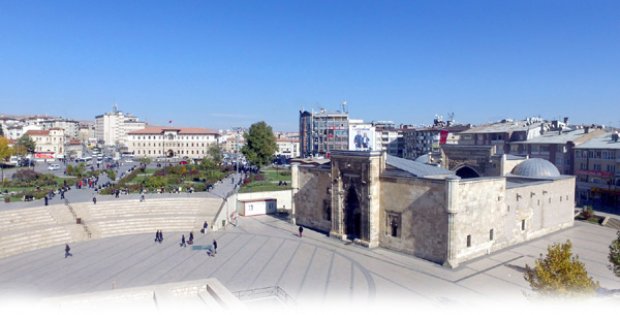 Büyükşehir Mi Oluyoruz