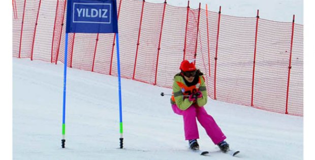 Kayak Merkezine Öğrencilerden İlgi
