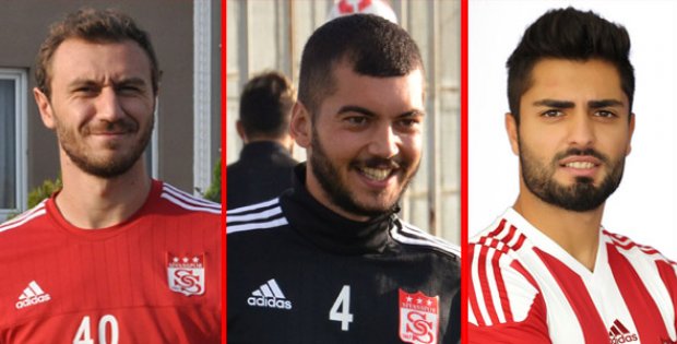 3 Oyuncu Gönderildi