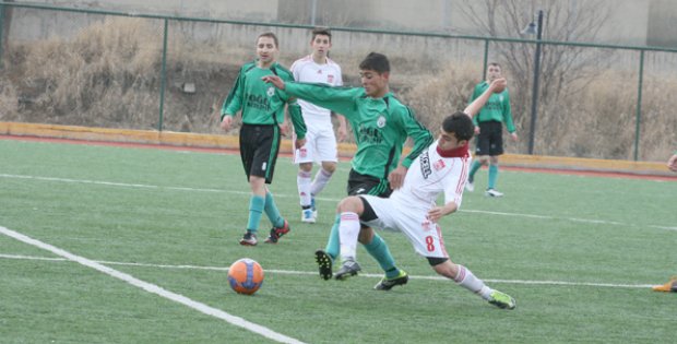 Lisanslı amatör futbolcu sayısı arttı