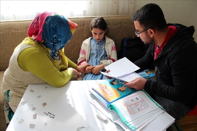 ÖĞRETMENİ GÖRÜNCE RAHATSIZLANIYOR
