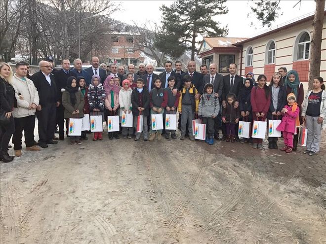 Akıncılar´da başarılı öğrenciler ödüllendirildi