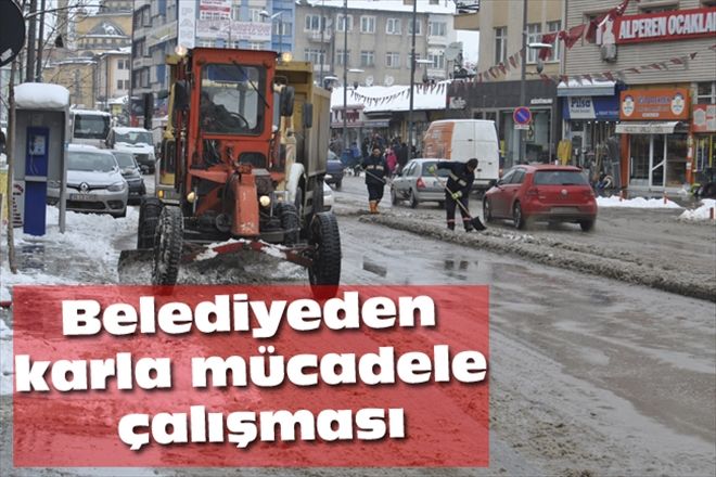 Belediyeden karla mücadele çalışması