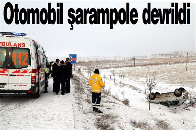 Otomobil şarampole devrildi