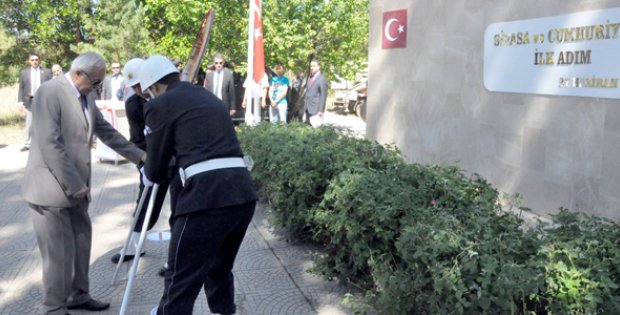 ATATÜRK SİVAS´TA