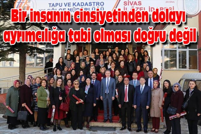 Bir insanın cinsiyetinden dolayı  ayrımcılığa tabi olması doğru değil
